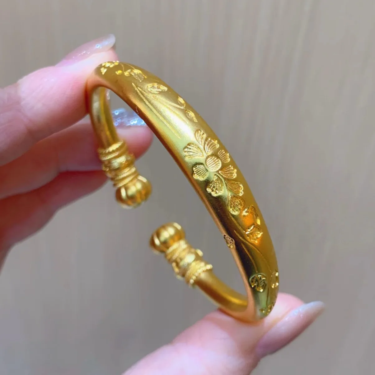 9999 Pure Gold 24K Pure Gold Women's Flower Carved Opening Bracelet Gold Jewelry Gift