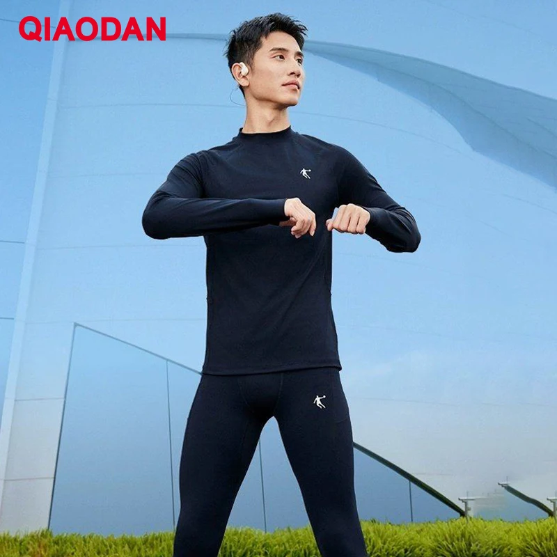 QIAODAN Warm Fitness Suit Two Pieces Set Mens 2025 Jogging Long Sleeve Moisture Wicking Sportswear For Gym Running QXENT3253090A