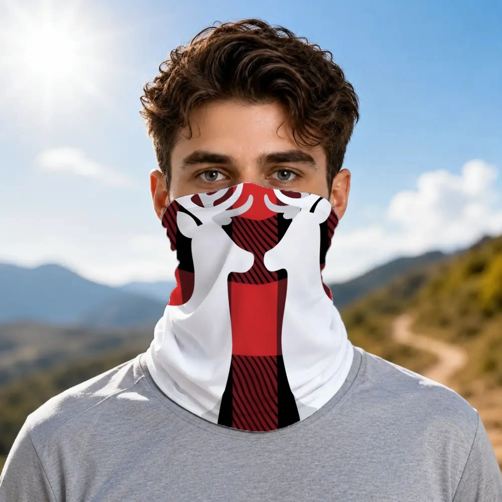 Merry Christmas Reindeer Neck Gaiter Seamless Breathable Multi-Function Headwear Quick Dry Sports Bandana Face Mask