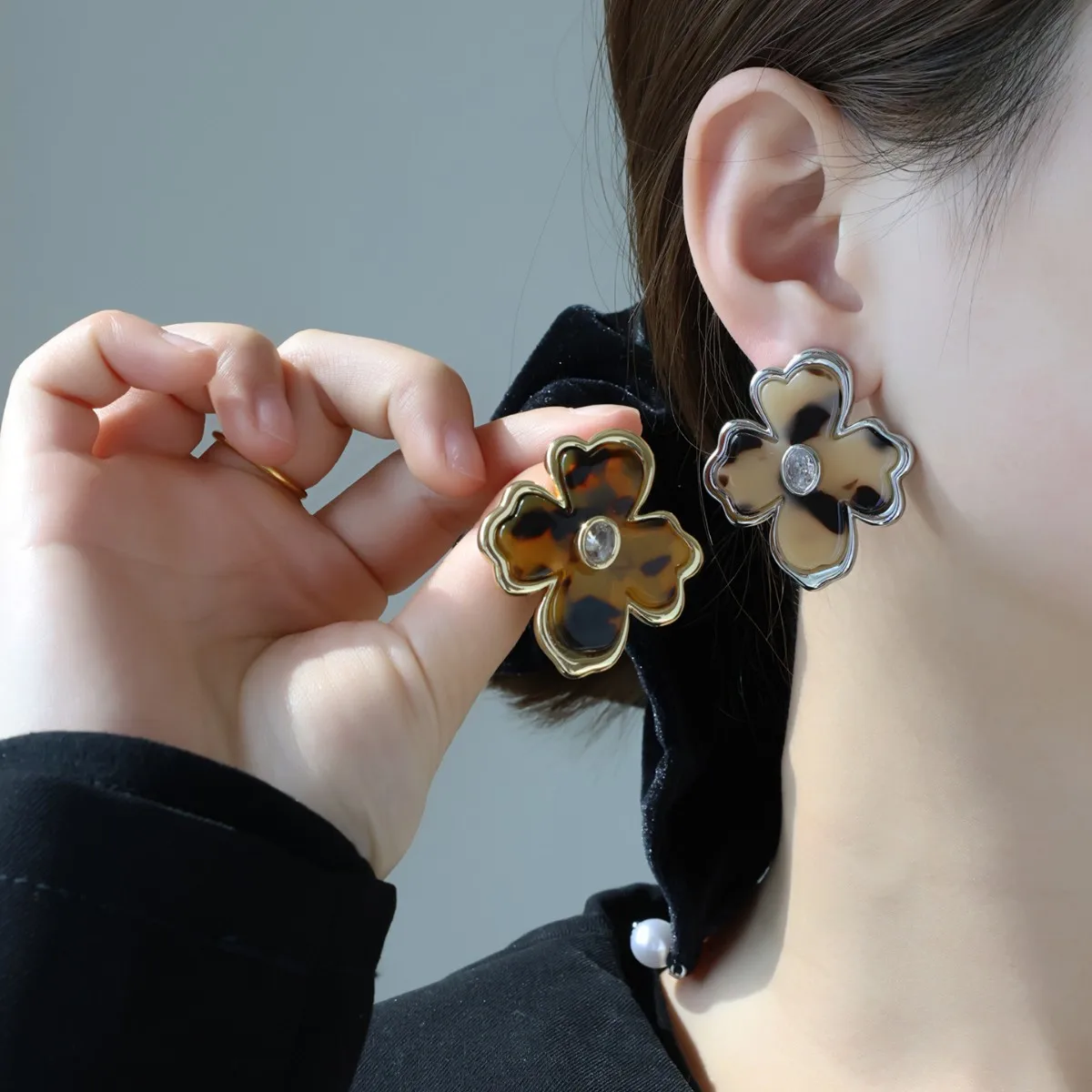 Withered Silver Needle 925 Leopard Pattern Earrings For Commuting Fashion Style Earrings Retro Earrings