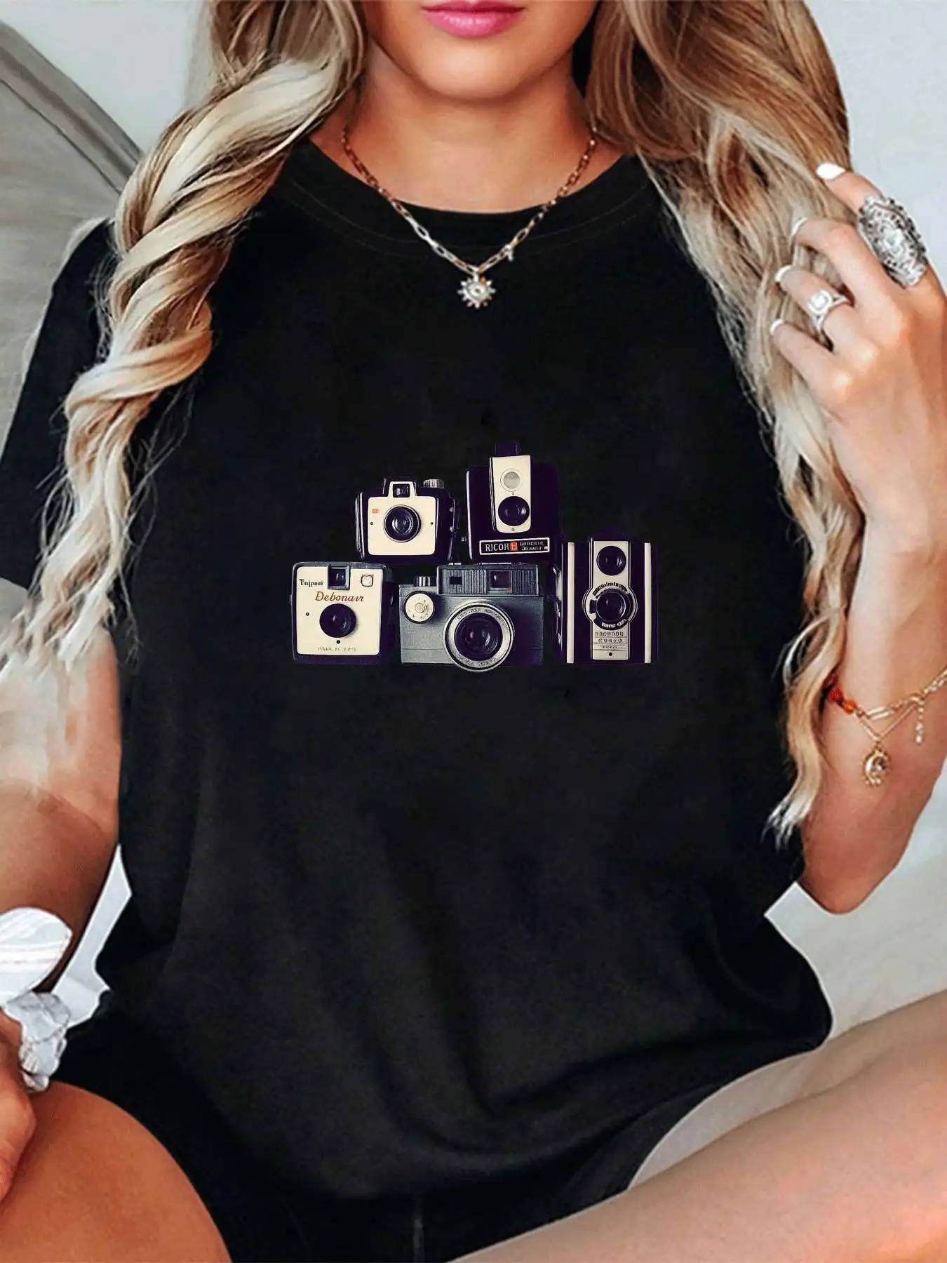 【1026072】プラスサイズの女性用ラウンドネック半袖Tシャツ、伸縮性のあるハーフスリーブとトレンディなプリント付き