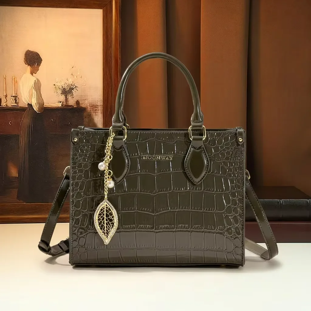 

Shiny Crocodile Pattern Handbag Women Glossy Patent Crossbody Shoulder Bag Elegant Tote Satchel with Gold Leaf Pearl Pendant