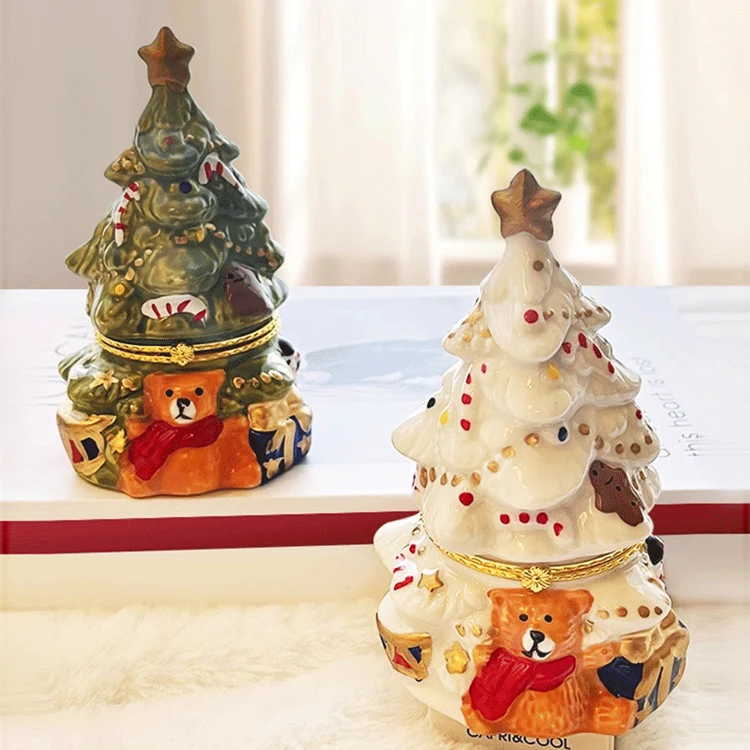 

Hot Selling Christmas Tree Aromatherapy Candle Handmade Ceramic Candle Jars Soy Wax Home Decoration Gift Set for Women