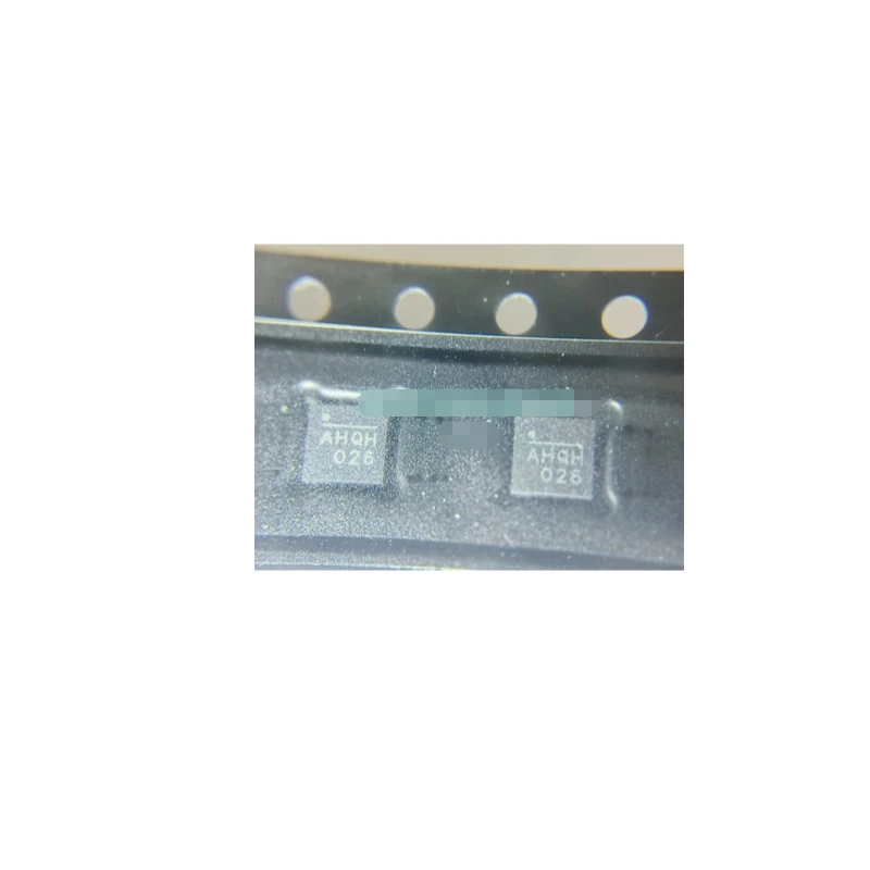 18PCS RT8537GQW RT8537 (0JG 0J6 0JW 0J3 0J0 0JL 0JS...) QFN-6  New original ic chip In stock