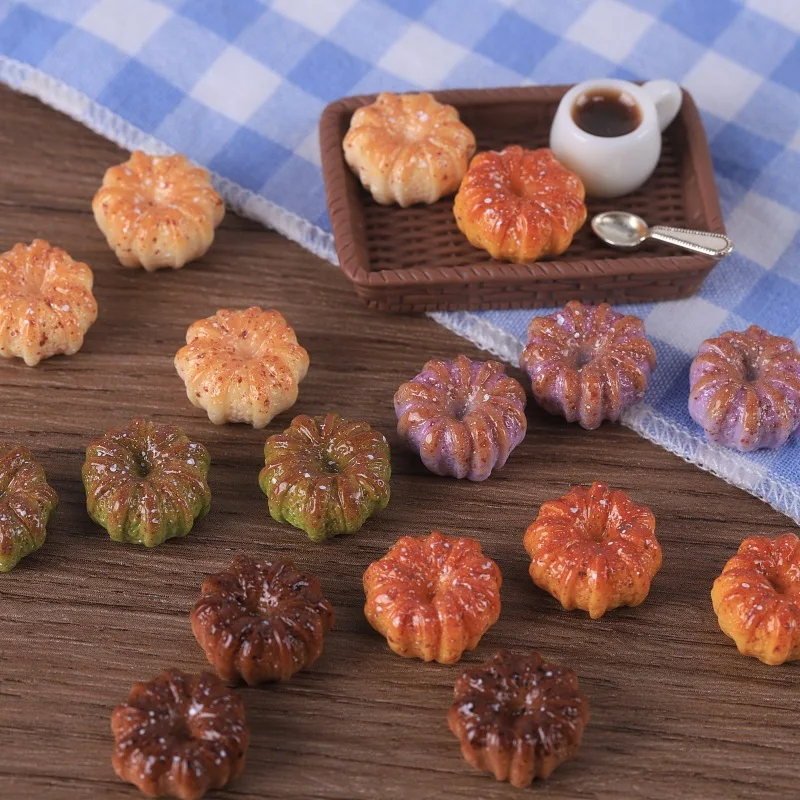

5pcs Mini Bagel Bread Cake Dessert Model Fake Food DIY Miniature Resin Accessories Dollhouse Decoration Desktop Decor Crafts