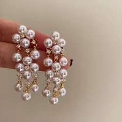 Gentle French Vintage Pearl Earrings Luxurious Long Pearl Rhinestone Tassel Clip on Earrings Without Piercing for Women Wedding