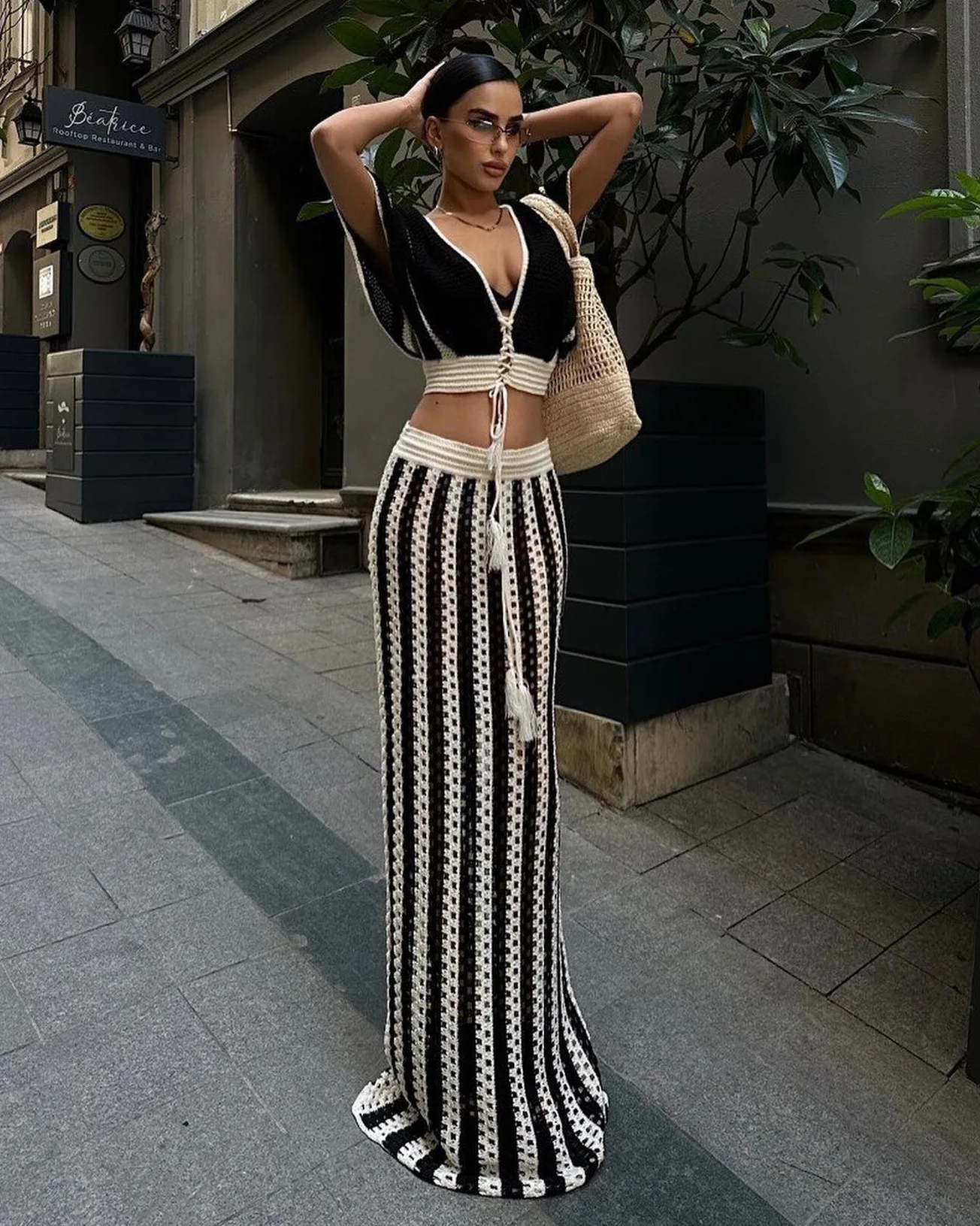 Slim Bohemian Outfits Women Sexy Hollow Out Summer Knitted Beach Skirt Sets Fashion Striped Holiday Two Piece Set 2024 Beachwear