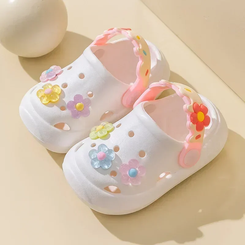 Summer Childrens Slippers Baby New Cute Flowers Soft Sole Sandals Indoor Soft Anti Slip Girl Sandals Hole Shoes Kids Beach Shoes