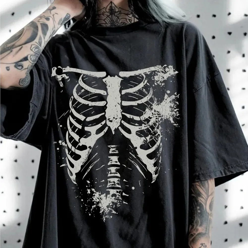 Dark Gothic Skull Oversized Print T-Shirt Unisex Summer New Cotton Casual Street Gothic Holiday Gift For Her Tops Club Outfit