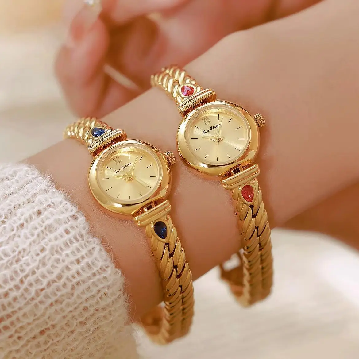 NEW Vintage Waterproof Women Watches Thick Cuban Chain Bracelet Fashion Small Round Dial Elegant Ladies Quartz Wristwatch Gift