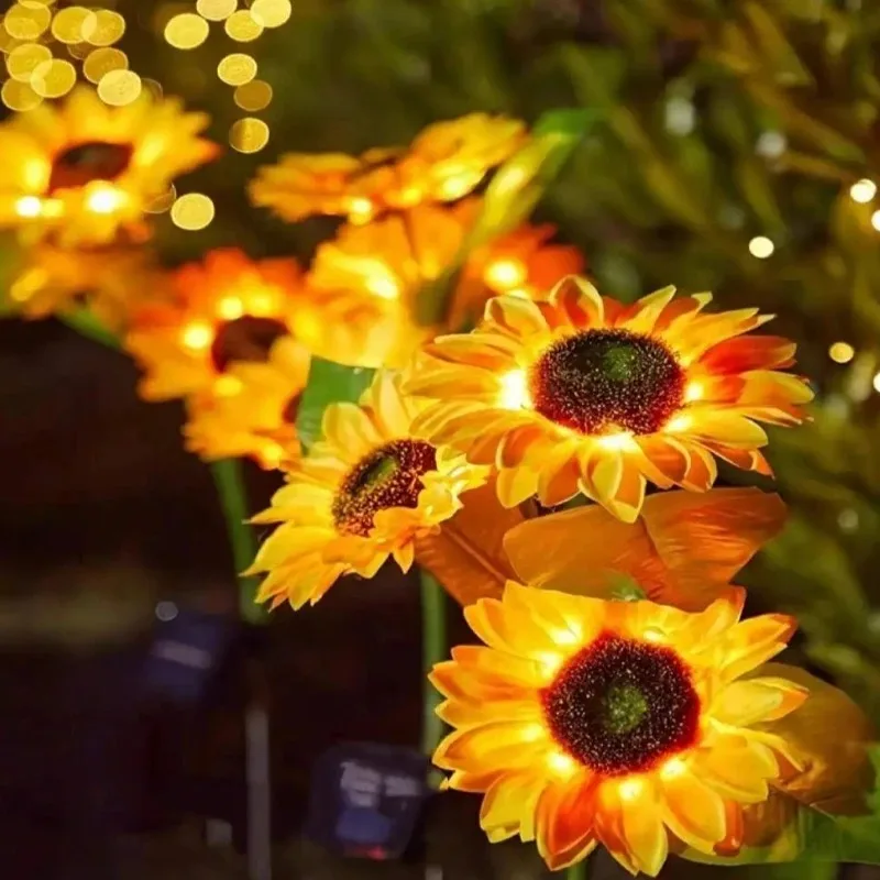 Solar Powered Three Head Sunflower Light Garden Outdoor Decoration Waterproof Landscape Light Suitable for Courtyard Corridors
