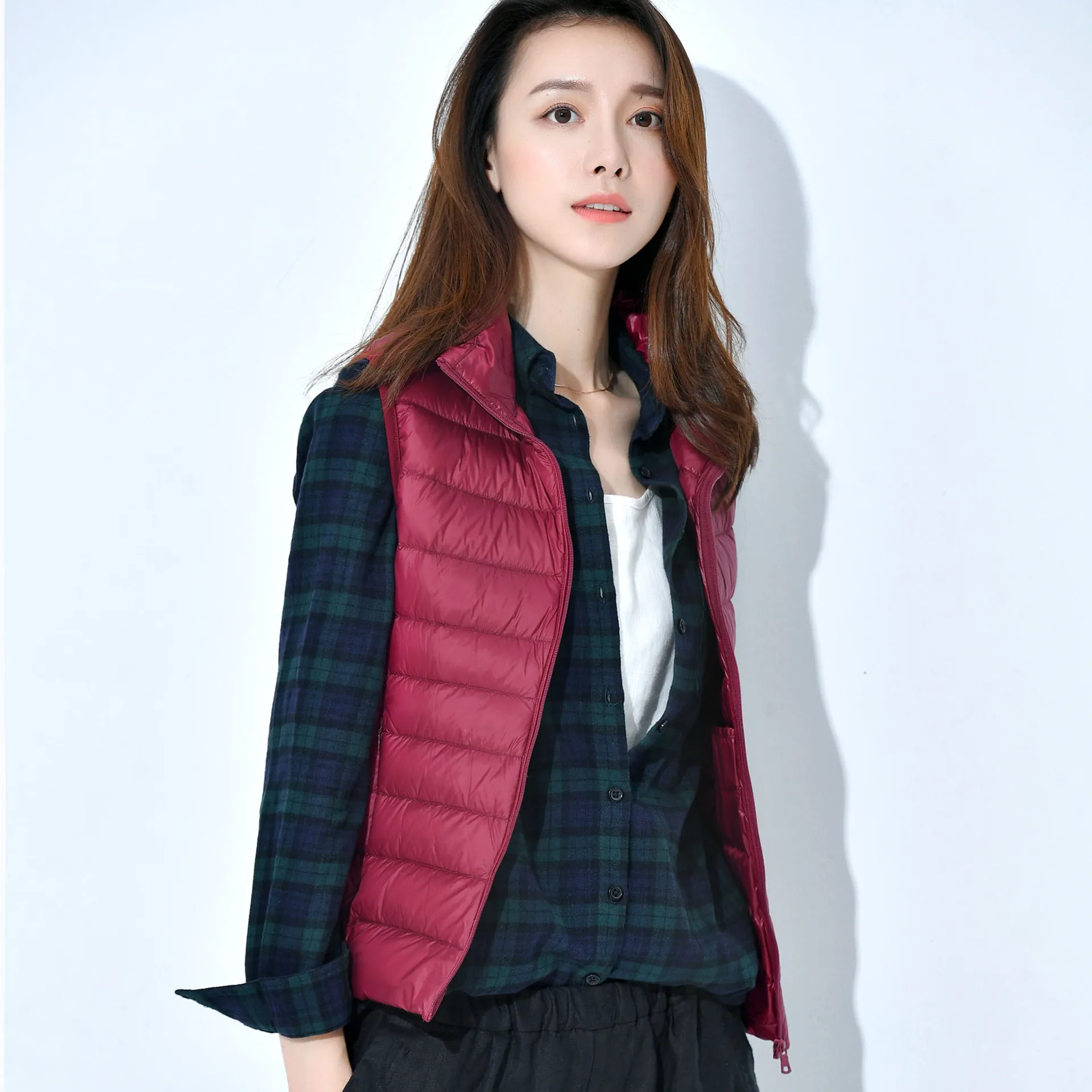 Piumino leggero da donna Piumino corto senza maniche Colletto alla coreana Capispalla invernale portatile Chaqueta De Mujer VT-328