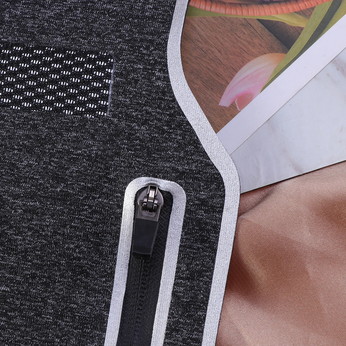 Running Belt Waist Pack Lightweight Waterproof Fanny Pack with Phone Compartment Adjustable Sport Waist Pouch for Jogging