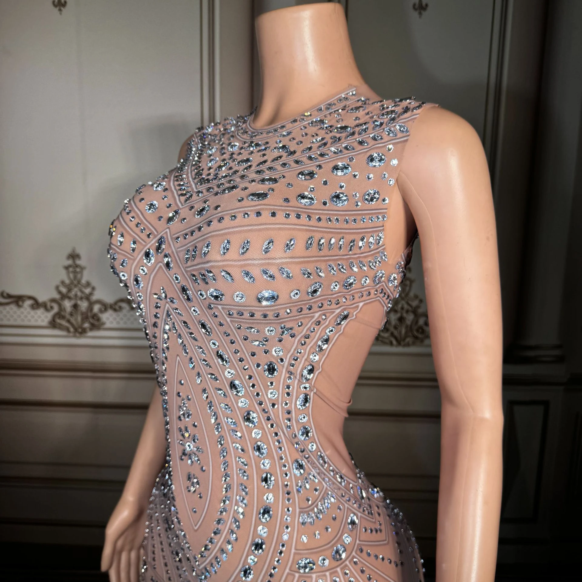 Sparkly Crystals Mesh Women Sexy Long Dresses Birthday Party Show Evening Gown Sexy Women Tight Fitting Prom Wedding Dress