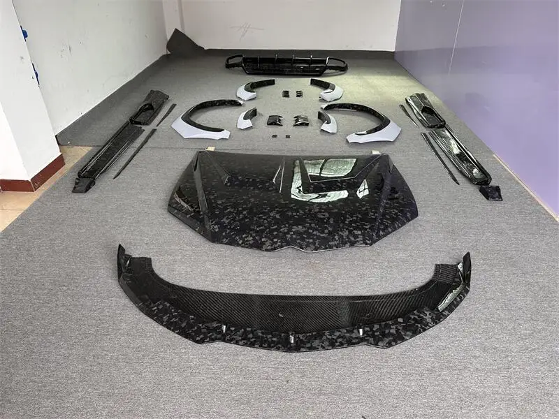 for URUS URUS Steel Carbon Fiber Body Kit, Automotive Performance Parts, Automotive Body System 1016 Style Body Kit