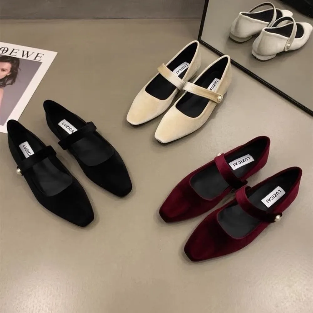 Elegant Pearl Buckle Velour Mary Jane Shoes  Woman Concise Velvet Ballet Flats Ladies Evening Party Low Heel Pumps In Wine-Red