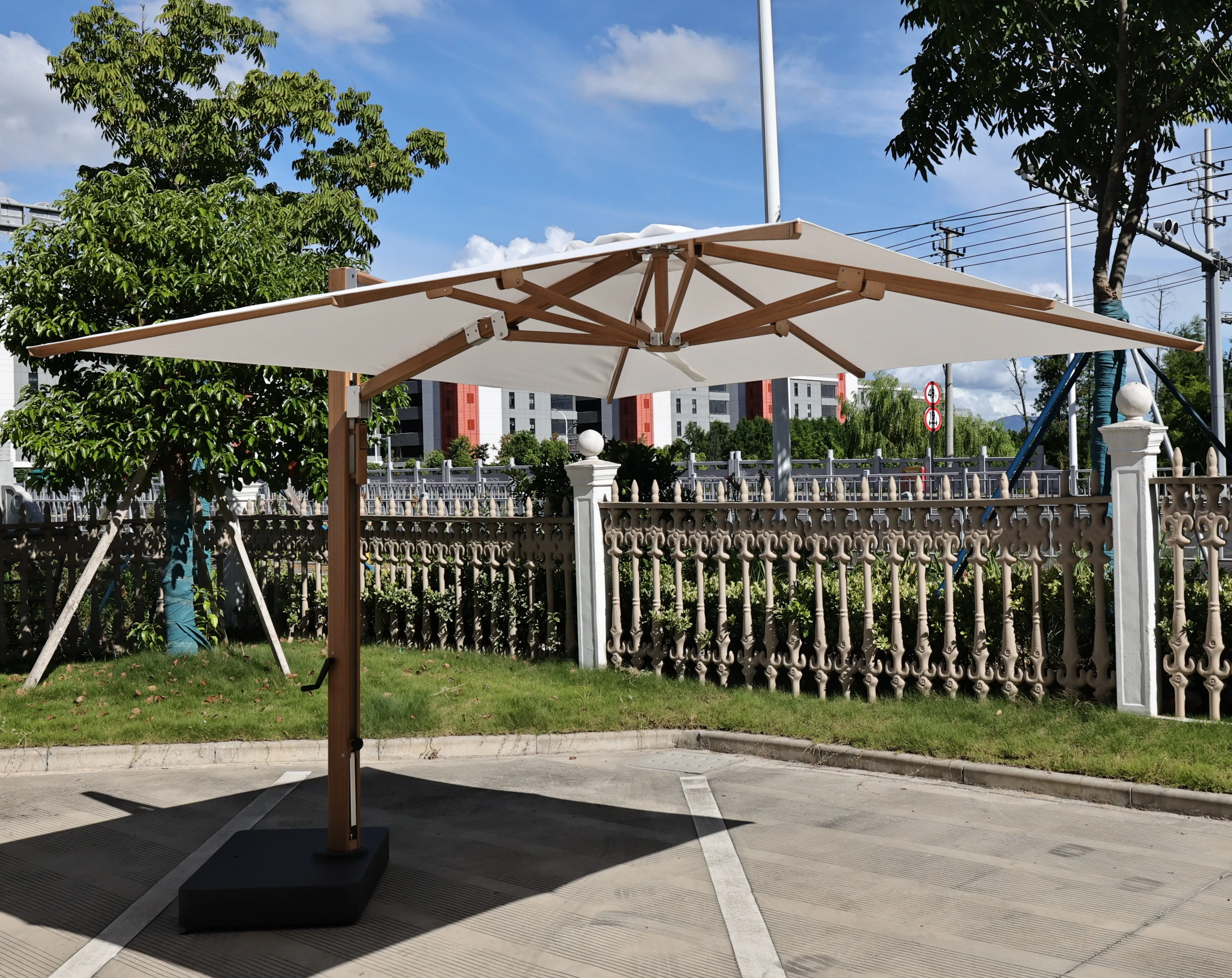 Project Hot Seller 100% Aluminum Wood Finish Sun Umbrella Outdoor Large Umbrella 3*3M Square Parasols Height Adjustable Umbrella