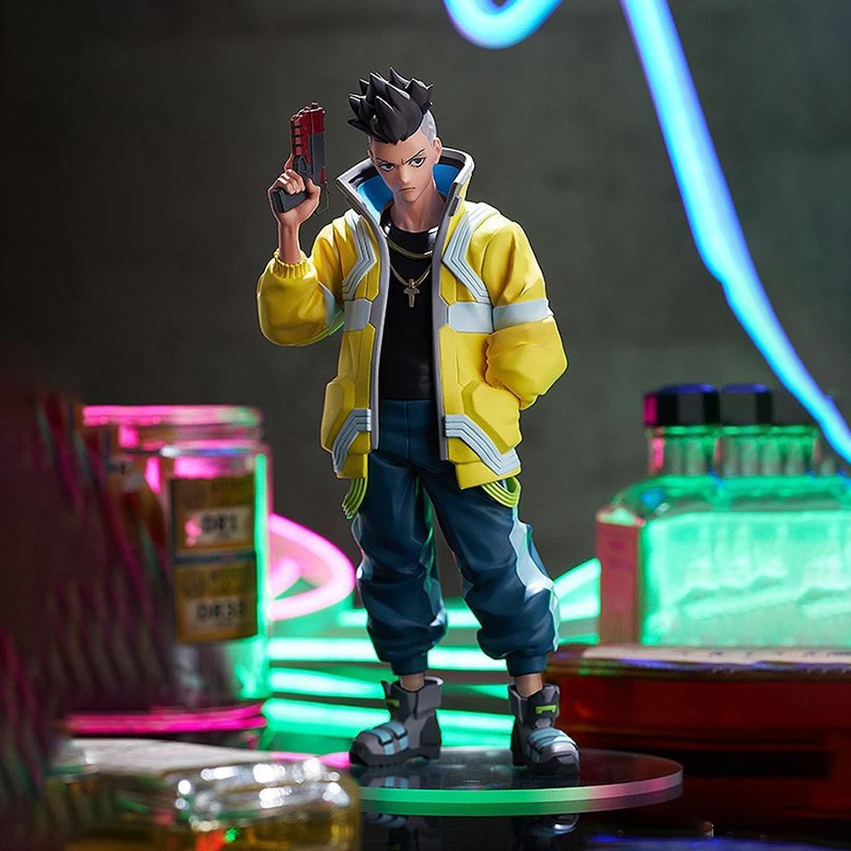 Gioco Anime Cyberpunk Rebecca Figura David Martinez Aciton Figura Modello in piedi Bambola giocattolo Collezione Lucy Decorazione desktop Regalo