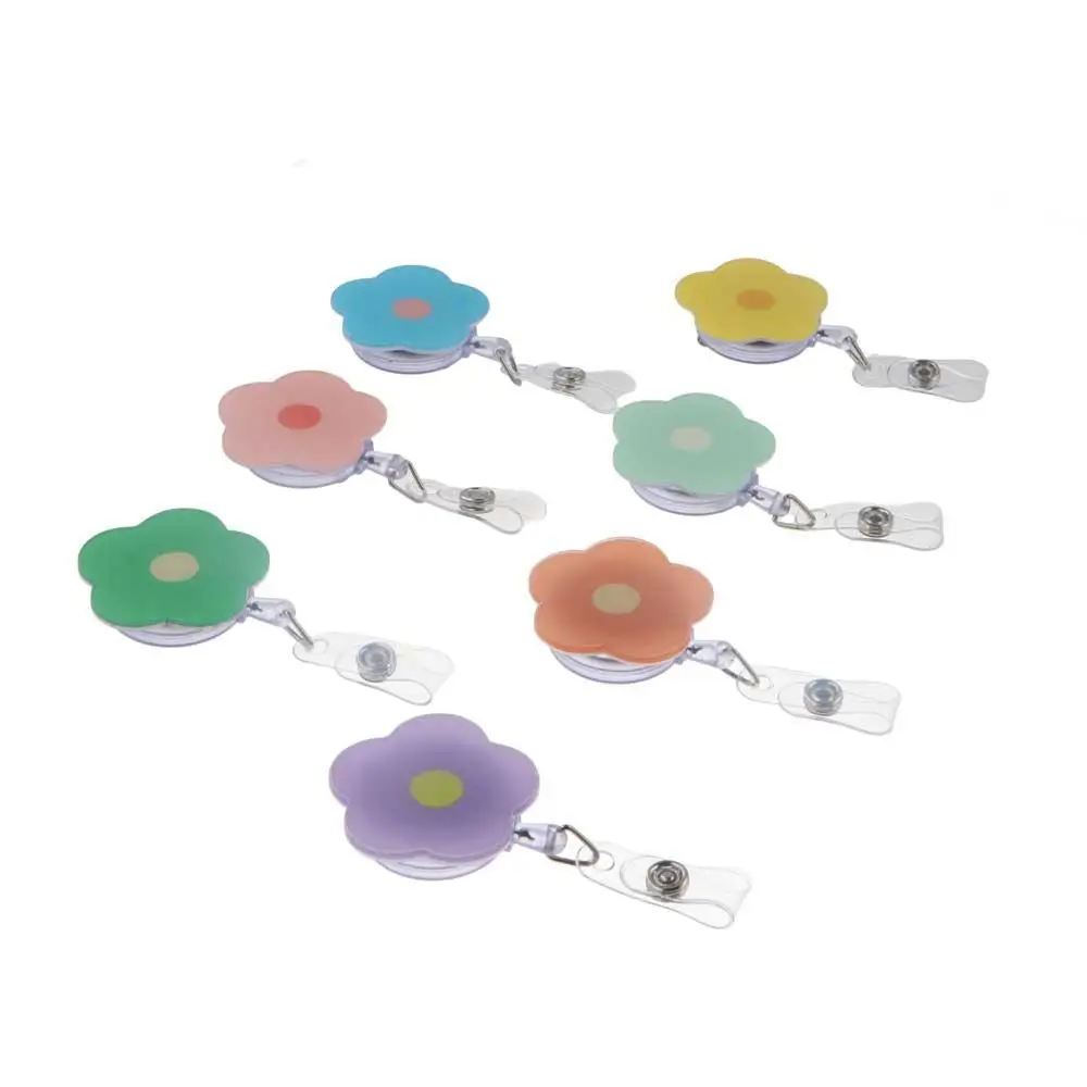 Kawaii Flower Nurse Badge Reel Name Tag Work Card Retractable Badge Holder Exhibition Card Acrylic ID Card Holder Hospital Use