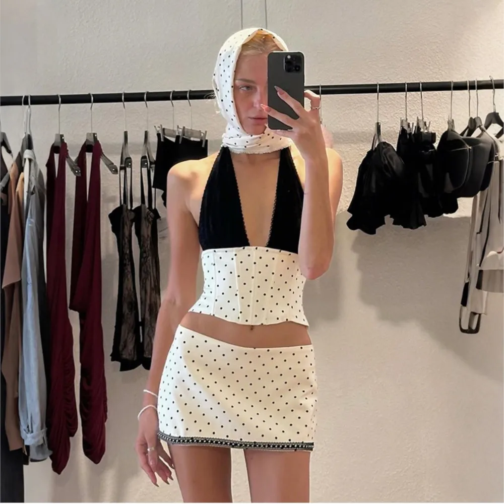 

Women's Sexy Skirt Suit Retro Polka Color V-neck Splicing Halter Neck Sleeveless Vest Irregular High Waist Skirt Two-piece Set