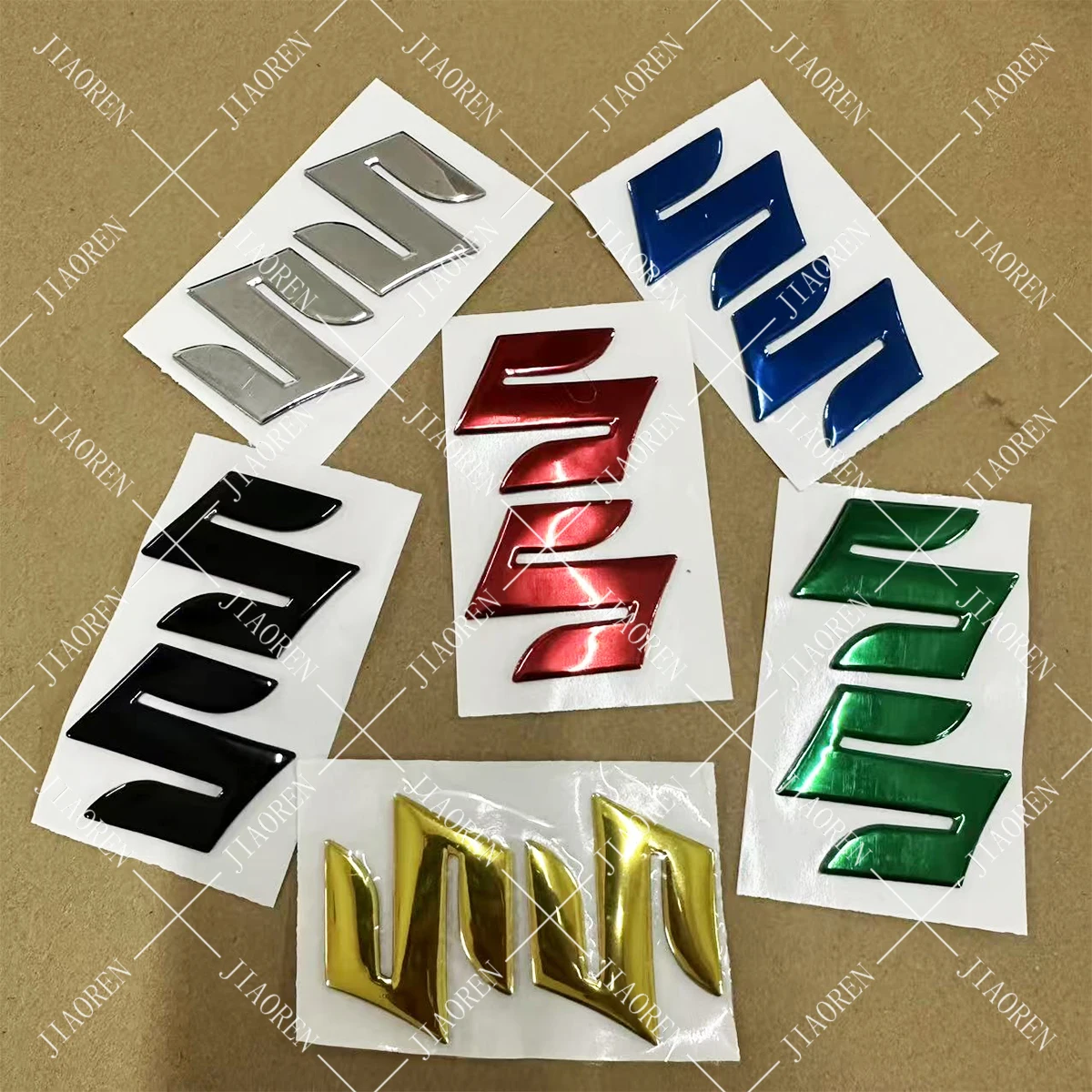 ملصقات سوزوكي ثلاثية الأبعاد لخزان الدراجة النارية شعار ذهبي 2 قطعة شعار لـ Gsxr 1000 600 750 Gsxs 600 750 1000 Sv 650 600 Gsf Gsr