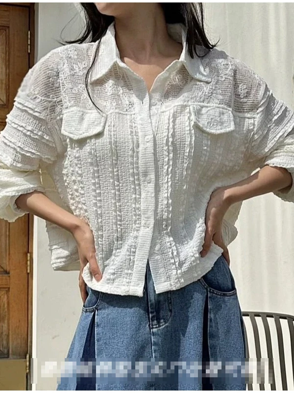 

Весна 2026: Женская блузка с кружевными вставками, свободного кроя, в корейском стиле, с длинным рукавом, отложным воротником, из полиэфирного волокна.