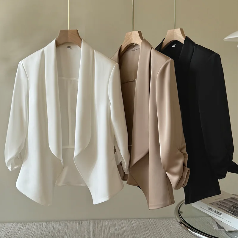 

Женский модный костюм Shanghai Endi: тонкий атласный пиджак с рукавом три четверти, летняя новинка