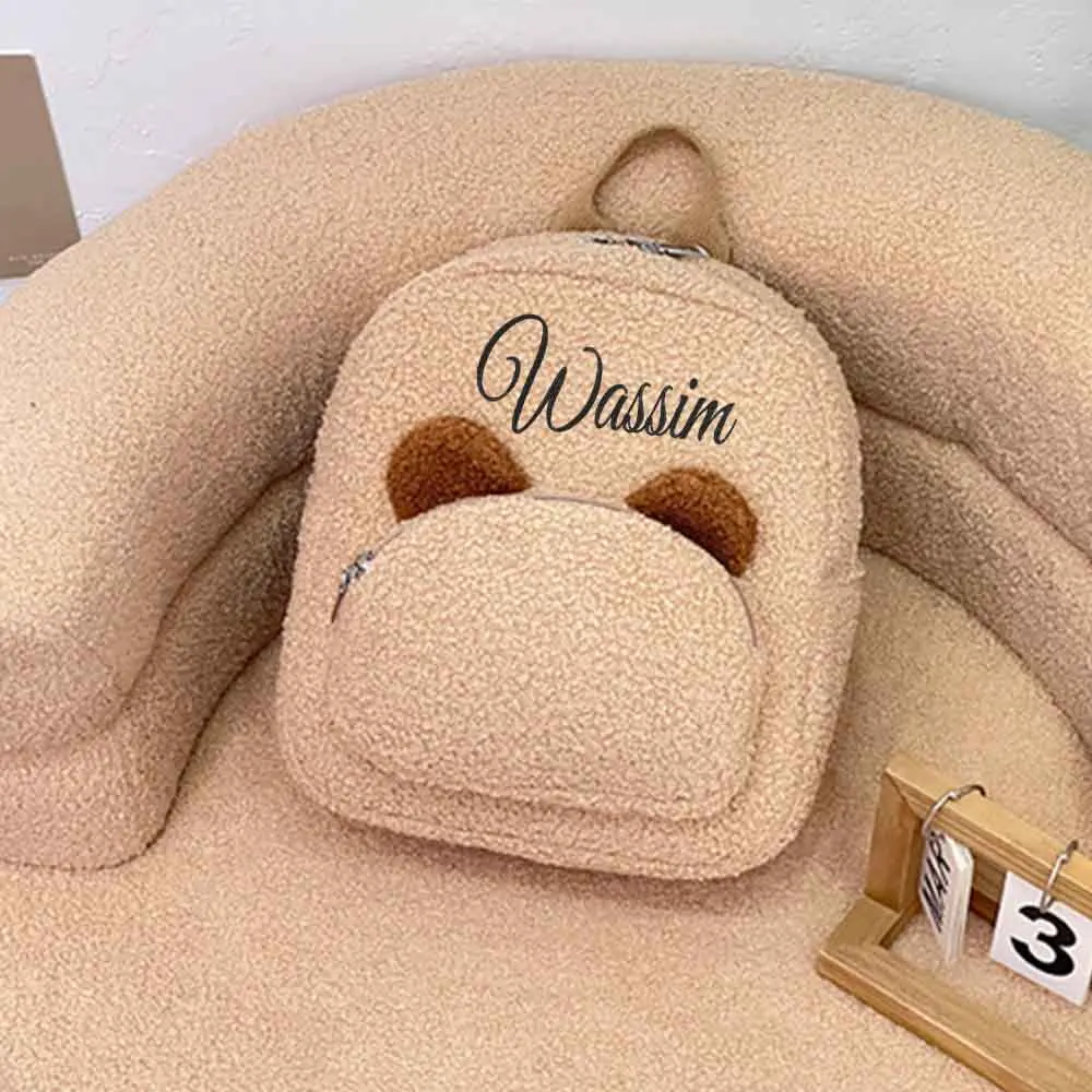 

Милый плюшевый рюкзак для детей, сумка с плюшевыми ушками ручной работы на заказ, рюкзак с вышитым именем для детского сада, уникальная сумка для подарка на праздник