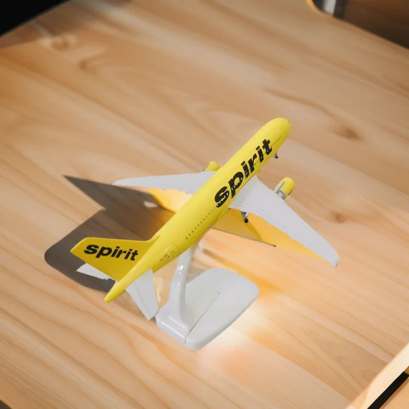 Alloy Aircraft Model 20CM 1:400 Scale Toy Airline Spirit Number A320 (With Wheels And Landing Gear) Suitable For Gift Collection