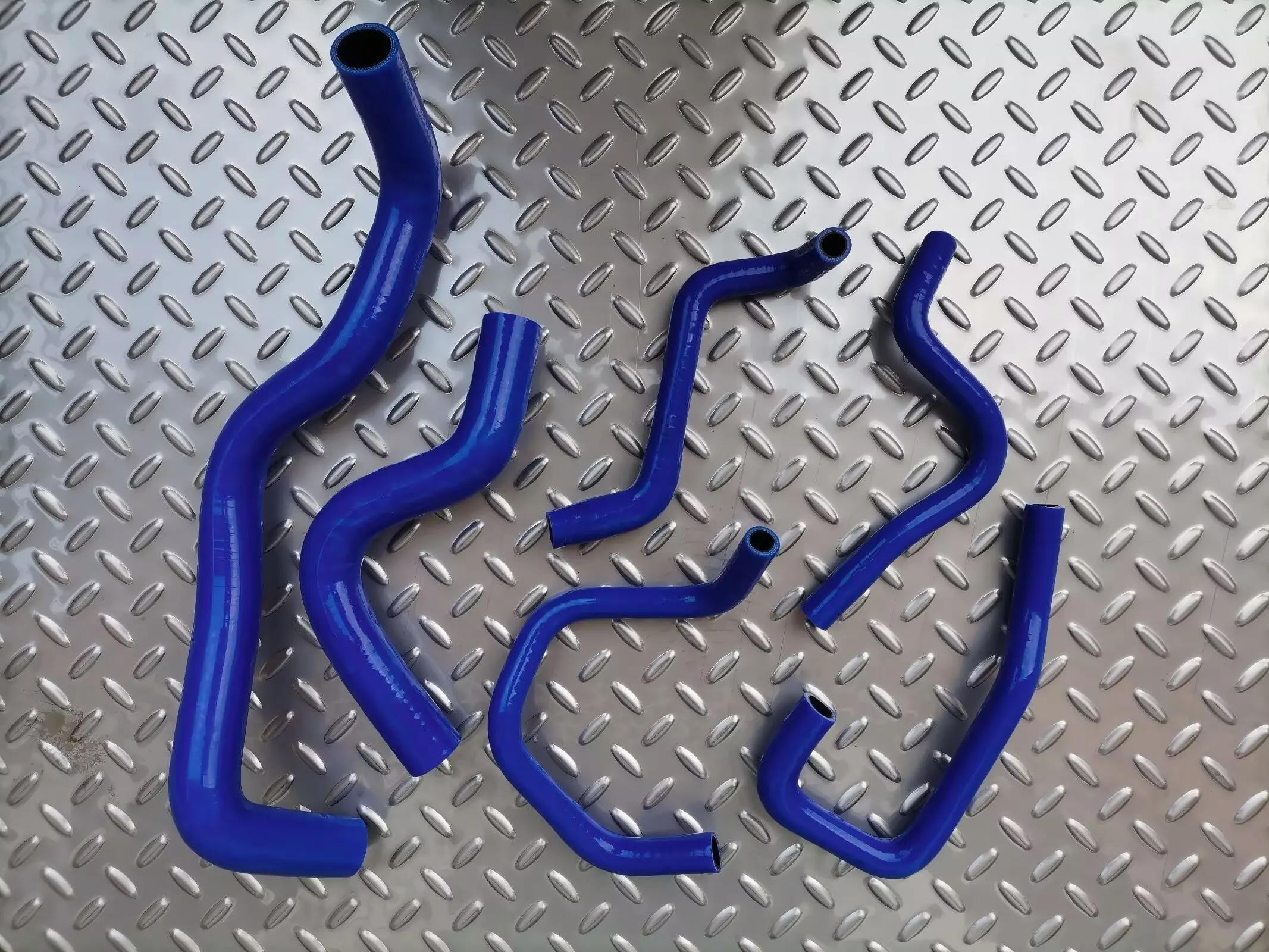 Silicone Coolant Radiator Hose For Hyundai Tucson JM / For Kia Sportage JE SL 2.0 CRDi Diesel 2006-2010