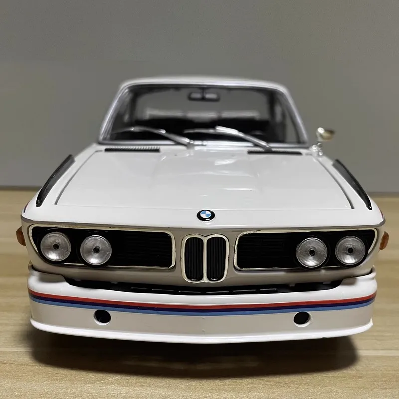 1:18 BMW CSL25 BMW3.0 CSL legering compressie as miniatuur simulatie model, volwassen decoratie, jongen speelgoed, verjaardagscadeautjes voor kinderen