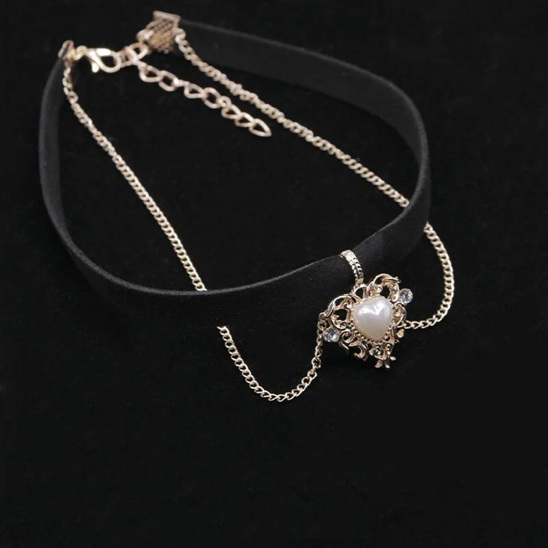 Glamaker Velvet Heart Crystal Pendant Choker Necklaces Black Ribbon Clavicle Chain Necklace Heart Velvet Women New Jewelry