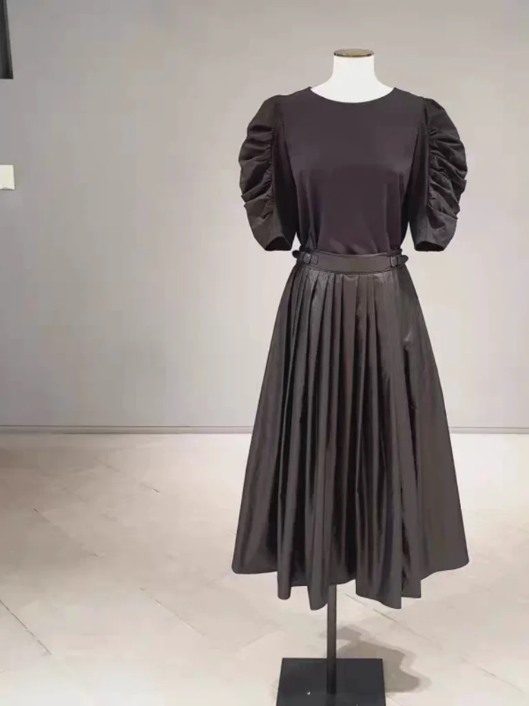 

Elegant Korean Style Bubble Sleeve Pleated round Neck Short Sleeve Shirt Comfortable Skin-Friendly Cotton Summer New Arrival