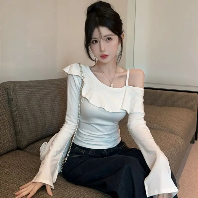 

Футболка с открытыми плечами Y2K, женская деталь, дизайн, модный стиль, уникальный, модный, крутой, современный, женский, повседневный, Vibe