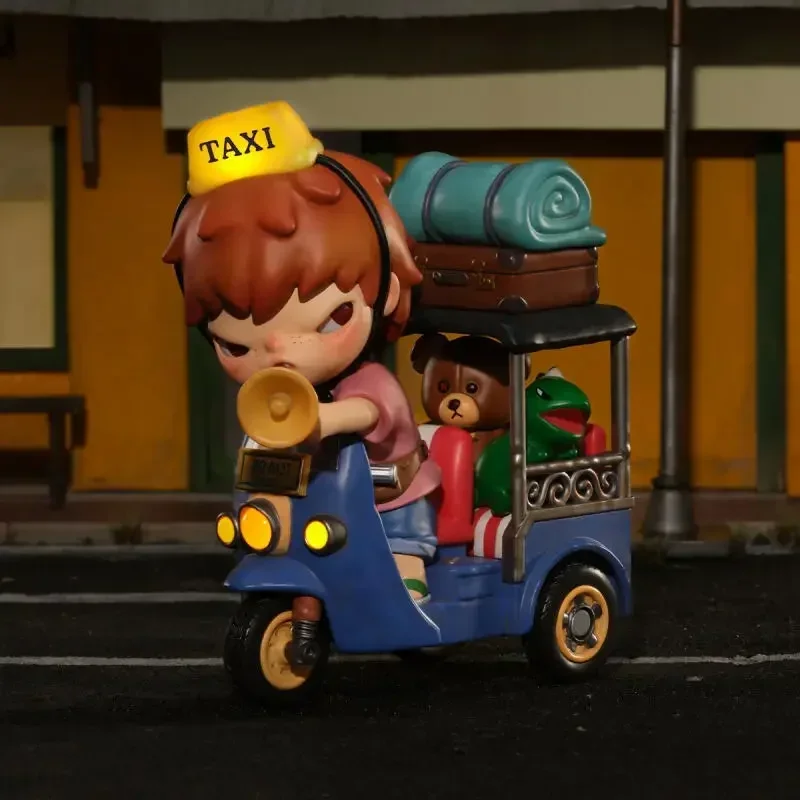 

POP MART Hirono Tuk-Tuk Series: Коллекционная фигурка-сюрприз (слепая коробка) — Милая модель из серии аниме-фигурок