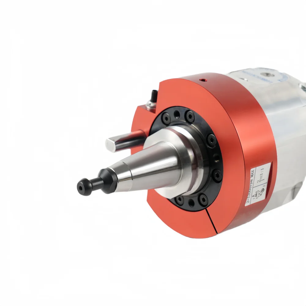 Las cabezales de ángulo ajustables ISO30 de alta velocidad aumentan a instalar con ER25 o hoja de sierra para husillo ATC para carpintería