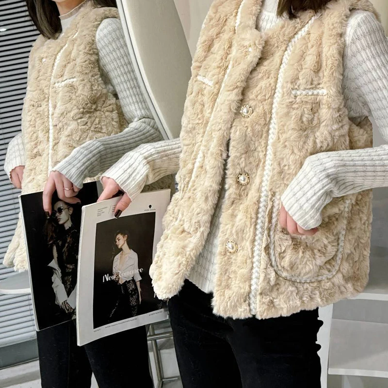 Small fragrant wind vest coat women's autumn and winter new lamb furry plus cotton padded little waistcoat loose coat. jacket