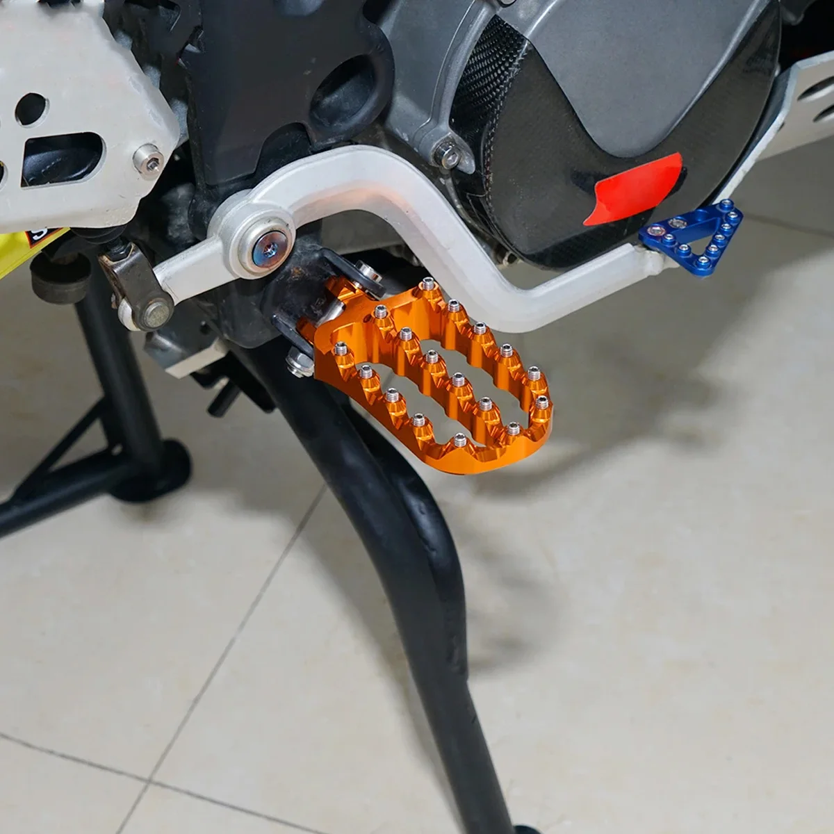For KTM 690 790 890 950 990 1050 1090 1190 1290 Adventure Supermoto SMR S T SMC R Motorcycle CNC Foot Rest Pegs Footrest Footpeg