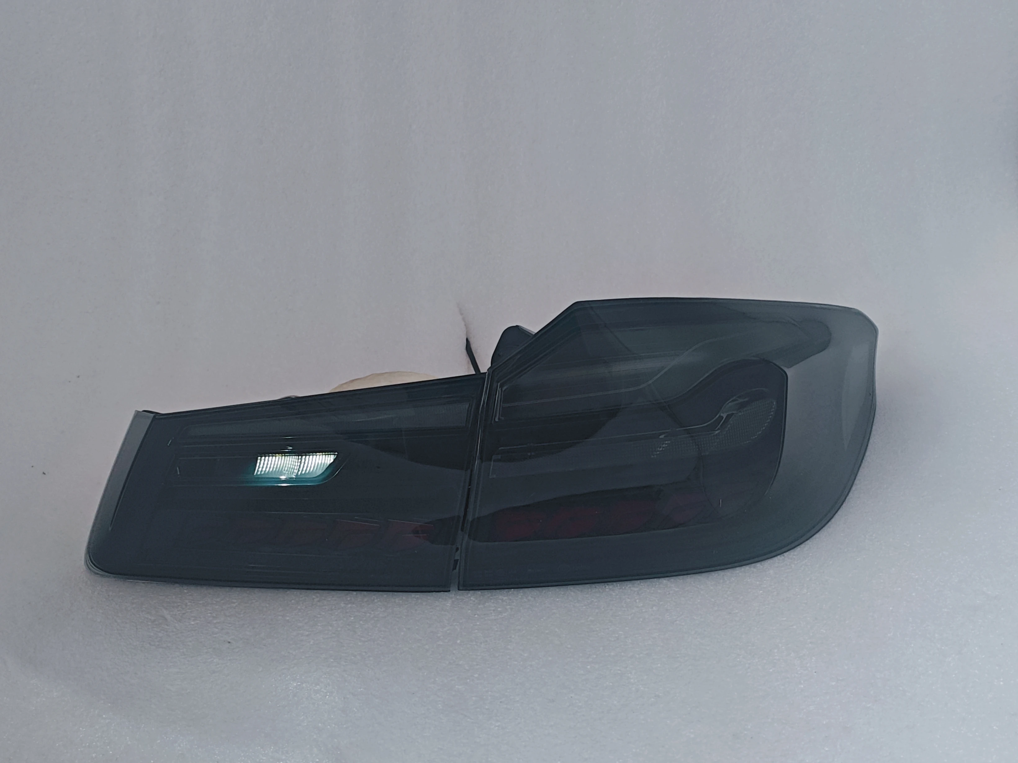 مصنع توريد الملحقات الخارجية للسيارات التنين مقياس الضوء الخلفي لسلسلة 5 G30