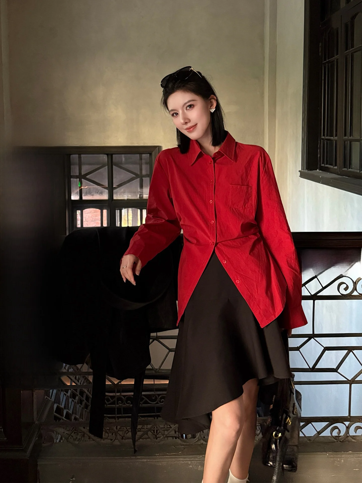 

Red Vintage Design Women's irt Gathered Waist Cotton Long Sve Button up Pure Color Hong Kong Sle Retro Top for Ladies
