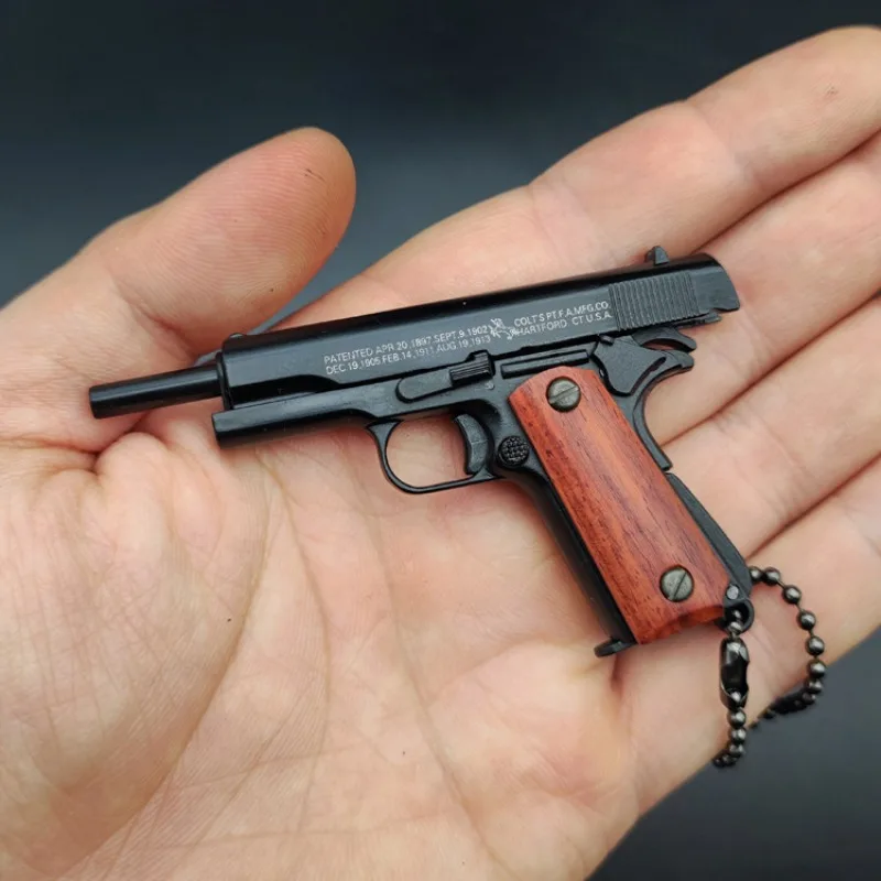 New 1:3 Pistol Ejectable Bullets Collection Pendant Solid Wood Handle Removable Shells M1911 Gun Model Alloy Keychain Detachable