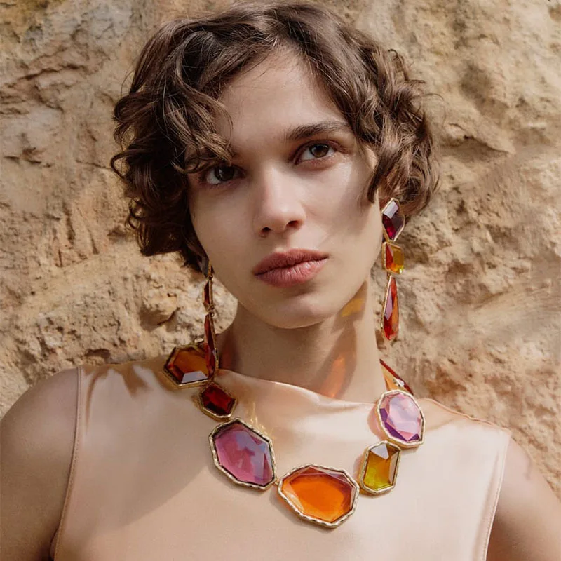 سلسلة خصر ملونة من الأحجار الكريمة الاصطناعية للسيدات ، قلادة مطرزة ، فستان مأدبة بوهيمي ، مجوهرات حفلات ، الأفضل