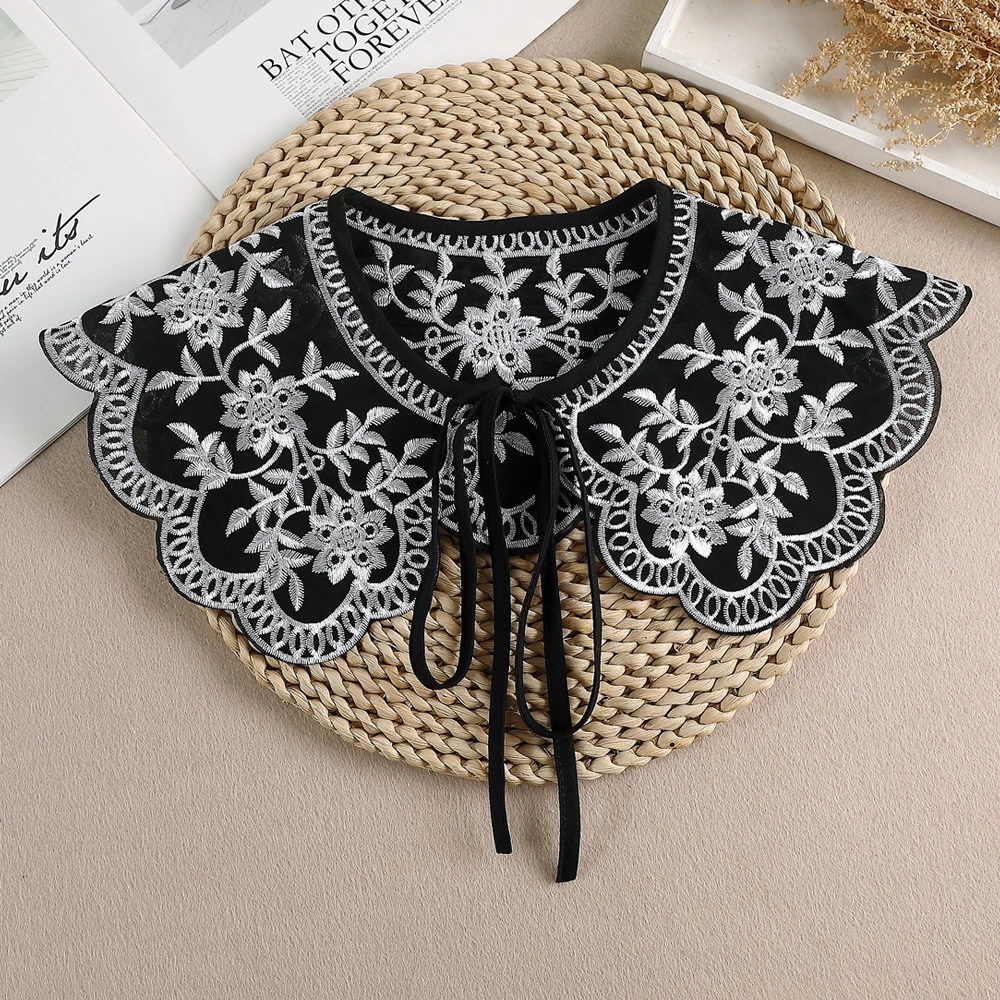 

Black White Embroidery Big Lapel Fake Collar Shirt Shawl Girl Vintage Detachable T Shirts Blouse Collar Top Women Accessories