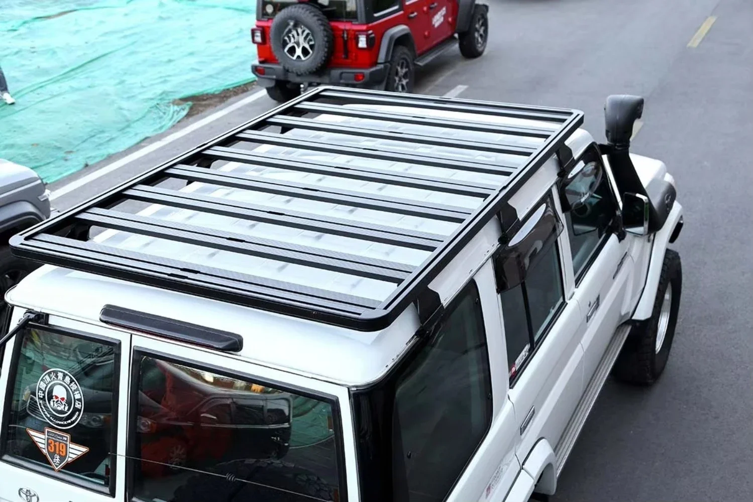 OEM Custom Aluminum Alloy Stamping & Welding Roof Rack for SUV