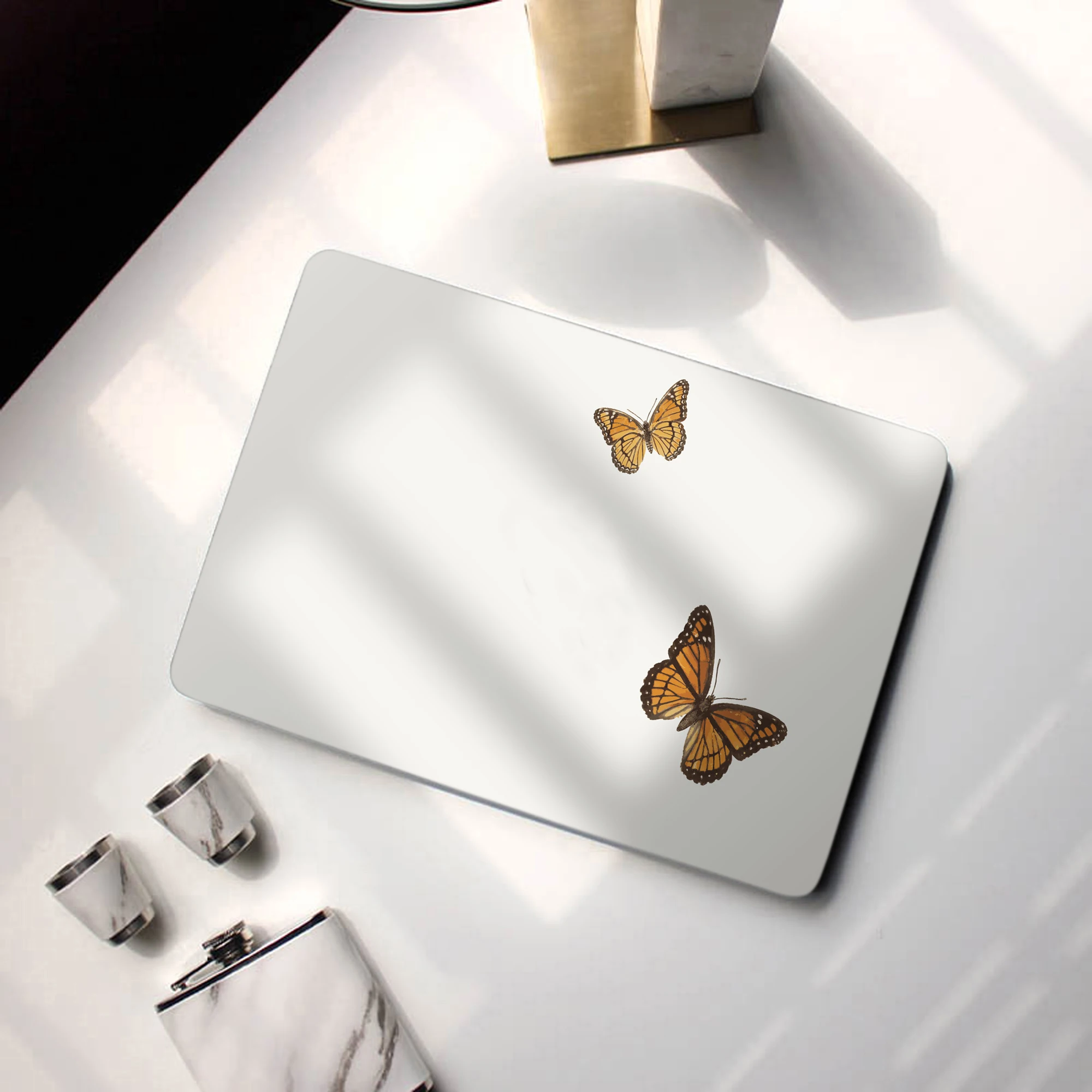 Luxury Butterfly MacBook Case, White Laptop Case for MacBook Air 13 Macbook Pro 13 16 14 A2442 15 A1990 With Cutting Out Logo