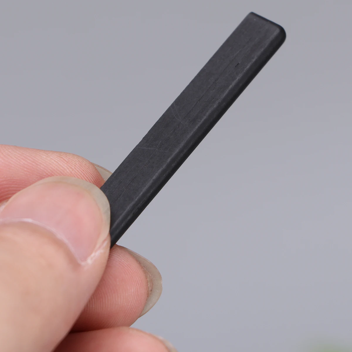 

Gl301 4 Strings Ebony Replacement Guitar Saddle Nut Kit Durable Fit Ukulele Accessories Bridge Saddle Nut Guitar Parts