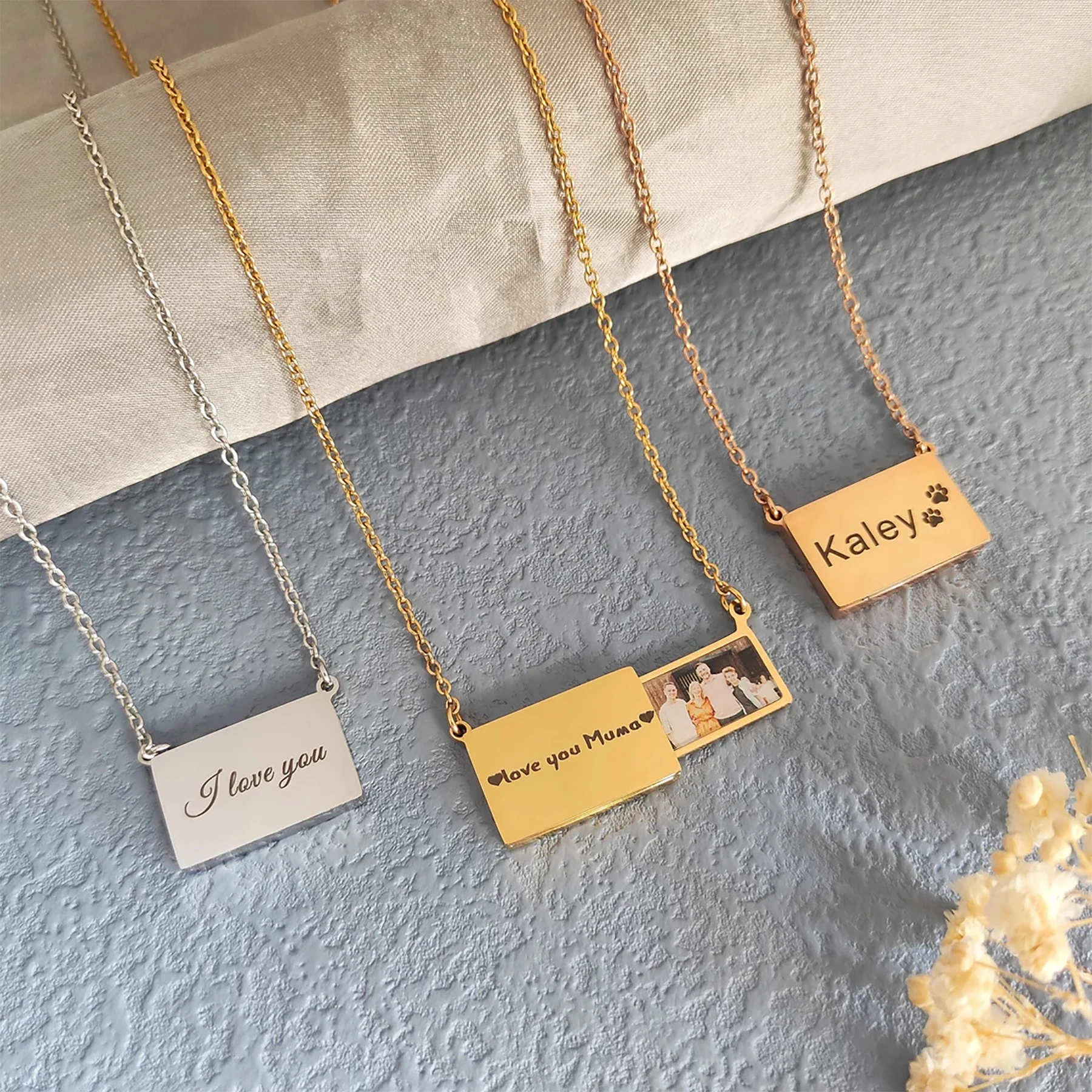 

Fashion Envelope Necklace Custom Photo Message Stainless Steel Pendant Personalized Jewelry Gift for Girlfriend