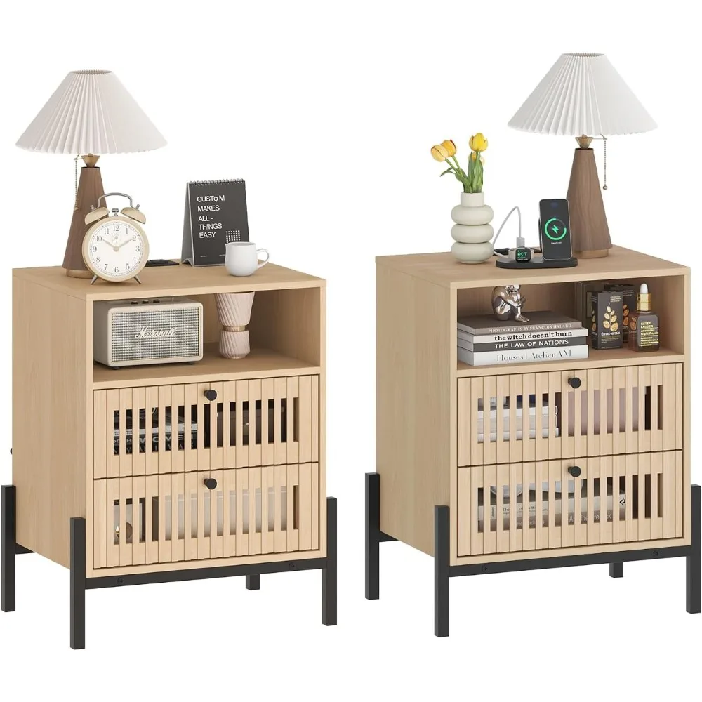 USB 포트와 콘센트가 있는 엔드 테이블 산업 스타일 나이트스탠드, 개방형 선반 1개와 속이 빈 서랍 2개가 있는 침대 옆 테이블