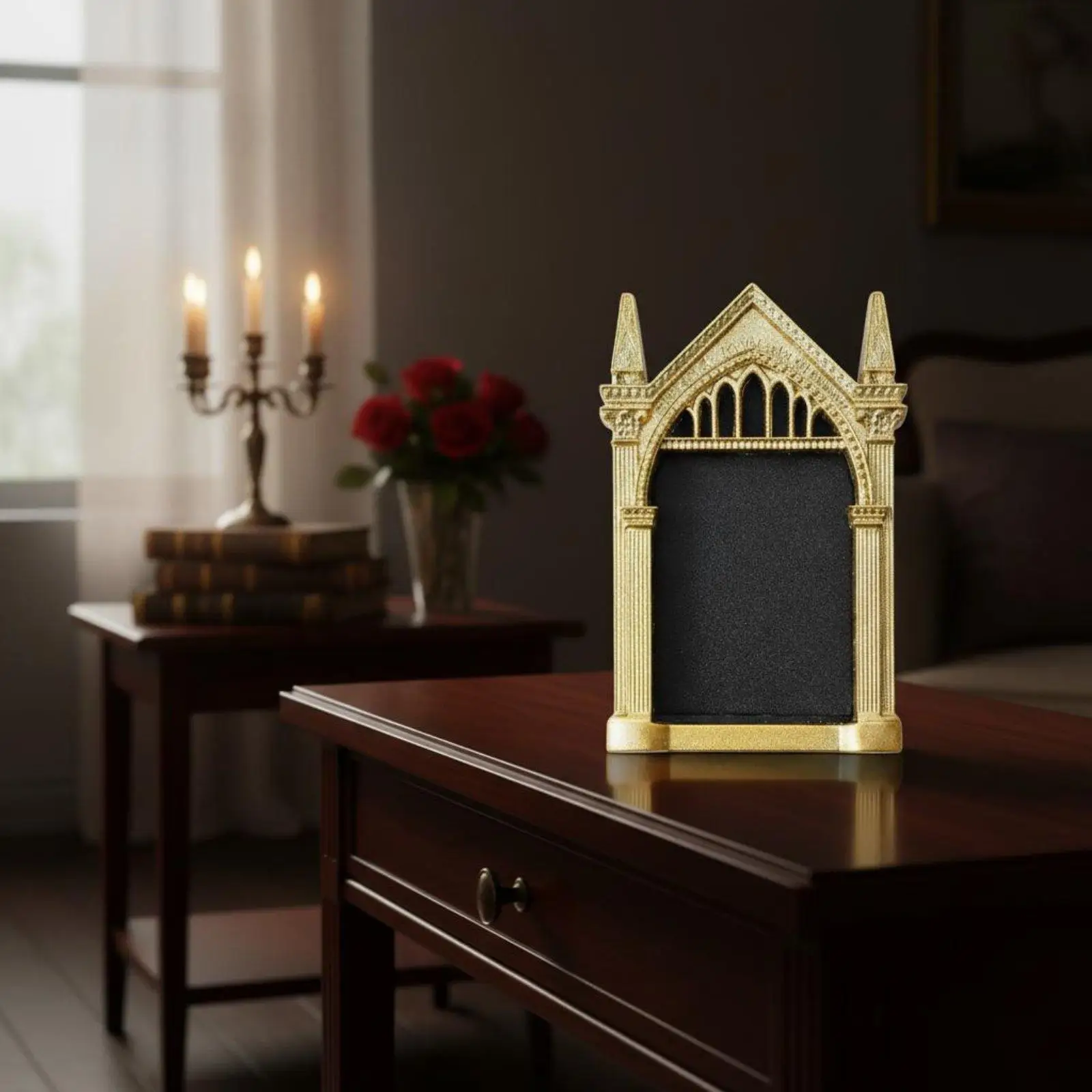 Vintage Decorative Photo Frame Gothic Arch Resin Tabletop Mirror Prop for Portraits and Studio Decor