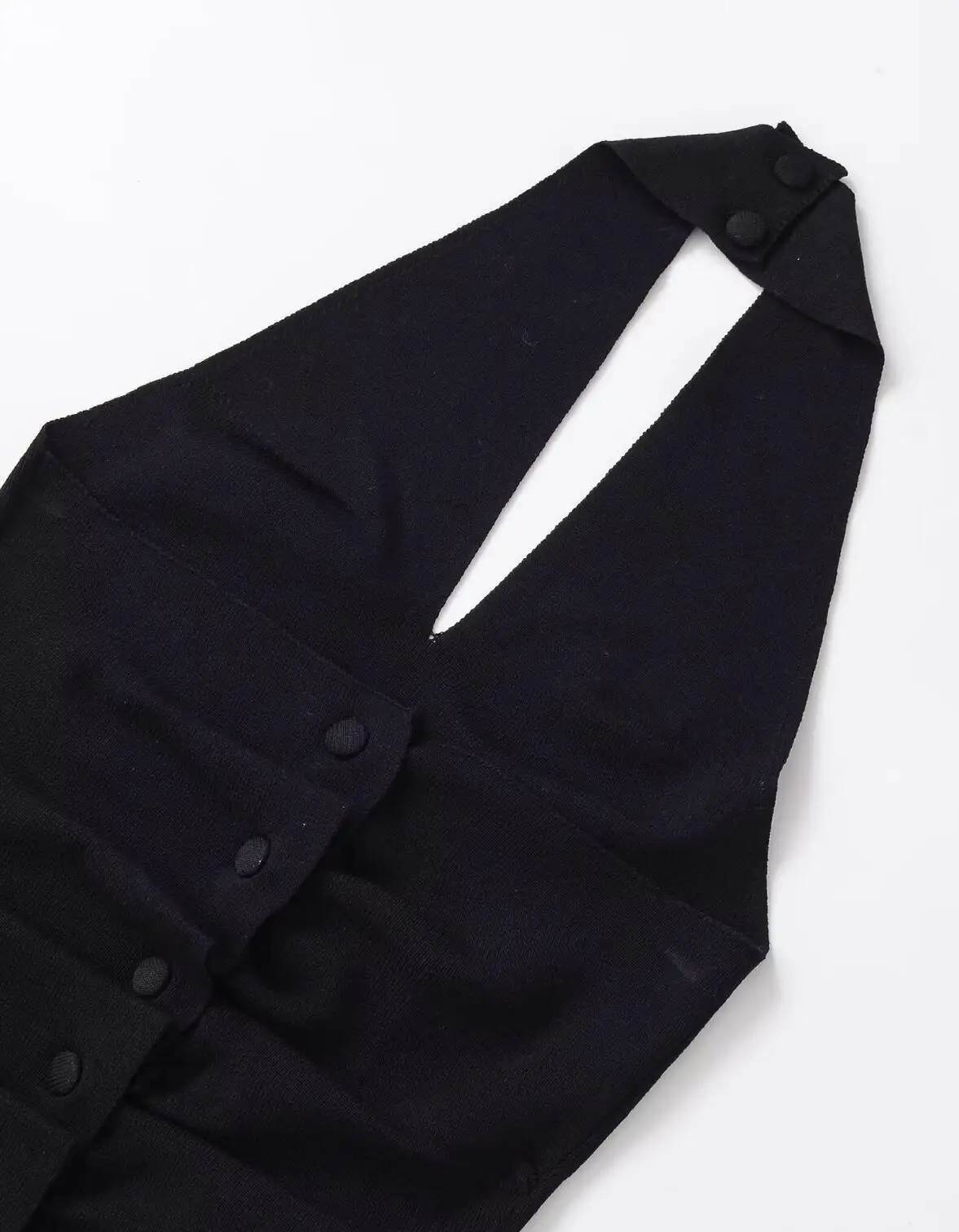 Nowa seksowna czarna dzianinowa bluzka typu halter z dekoltem w serek, odkrytymi guzikami, dopasowany top damski bez pleców, letnia koszulka bez rękawów.